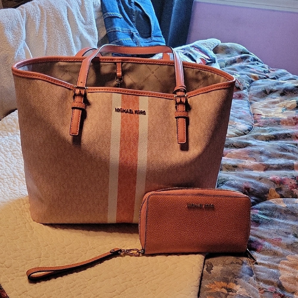 Michael Kors Peach Tote Bag with Leather Straps And White Stripe